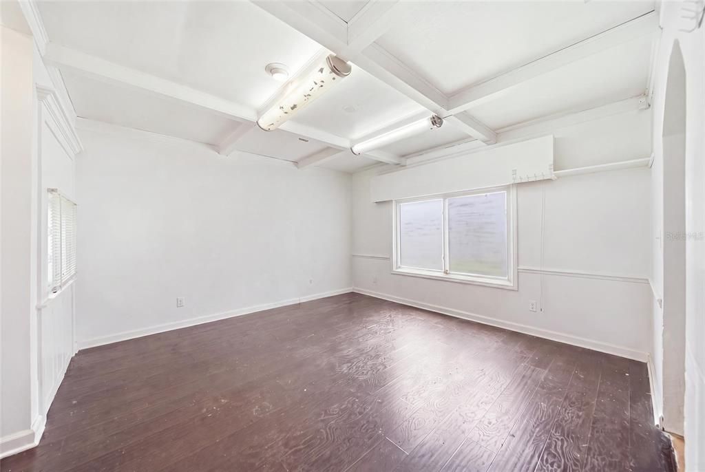 For Sale: $319,000 (0 beds, 0 baths, 1944 Square Feet)
