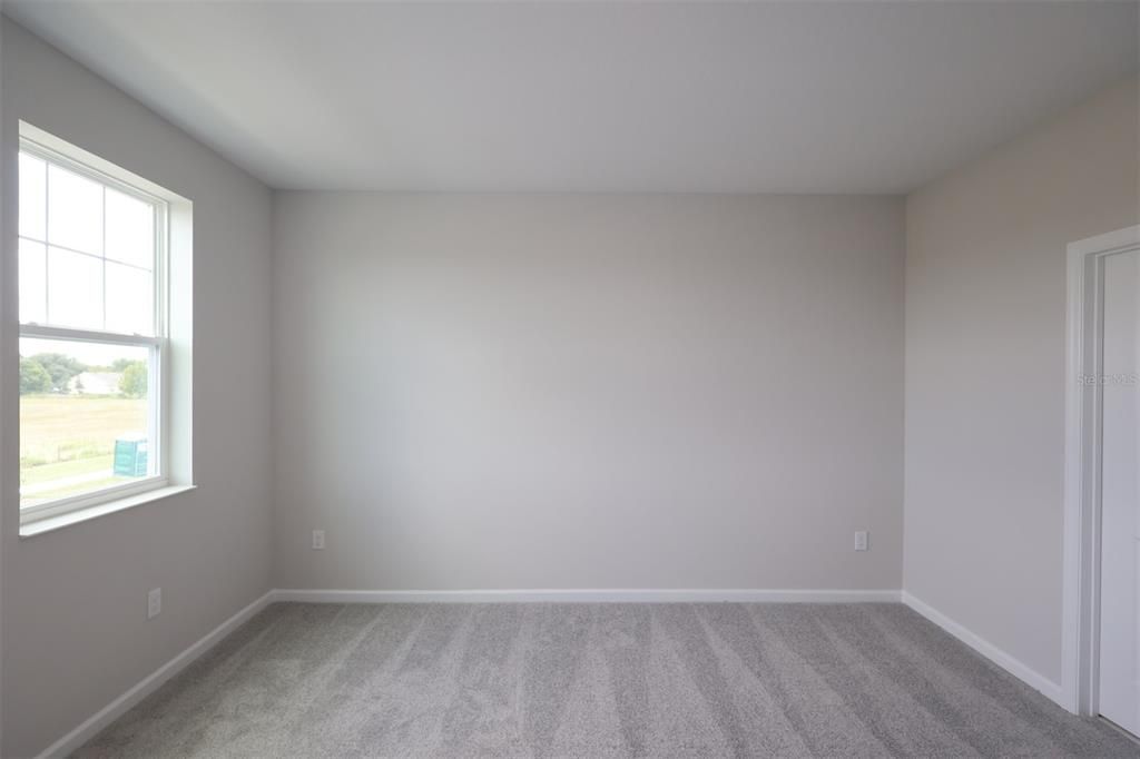 For Sale: $359,990 (3 beds, 2 baths, 1833 Square Feet)