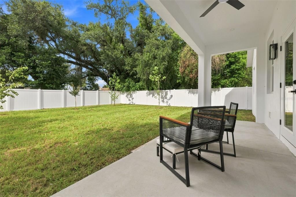 For Sale: $450,000 (3 beds, 2 baths, 1642 Square Feet)