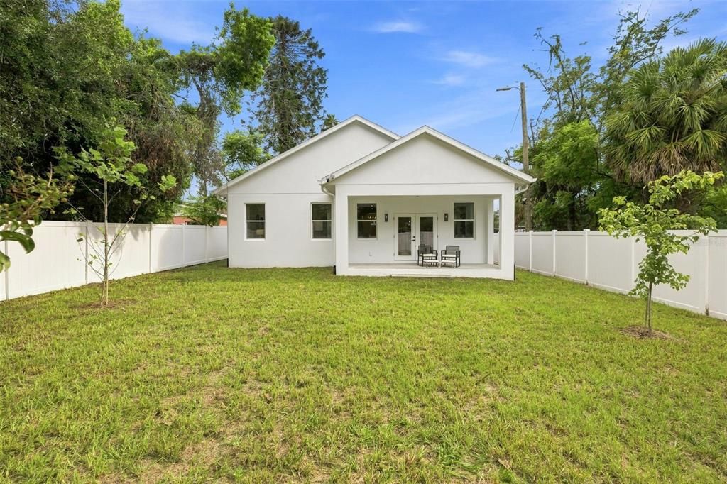 For Sale: $450,000 (3 beds, 2 baths, 1642 Square Feet)