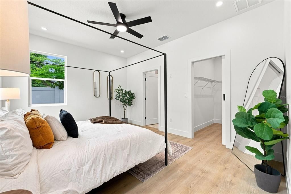 For Sale: $450,000 (3 beds, 2 baths, 1642 Square Feet)