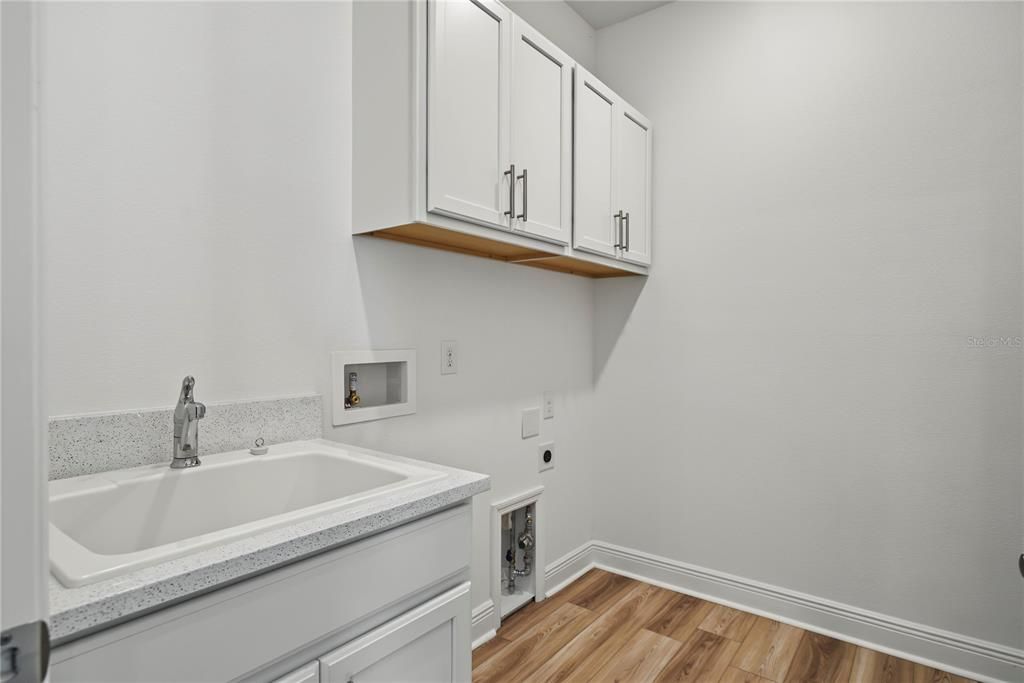 For Sale: $498,500 (3 beds, 2 baths, 2180 Square Feet)