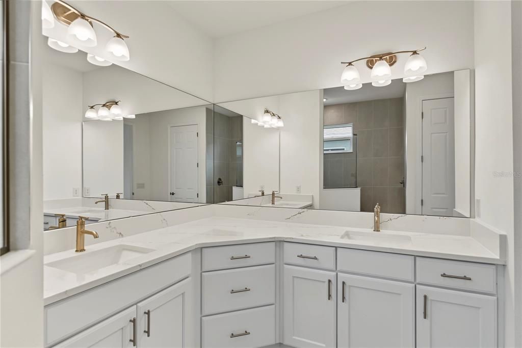 For Sale: $498,500 (3 beds, 2 baths, 2180 Square Feet)