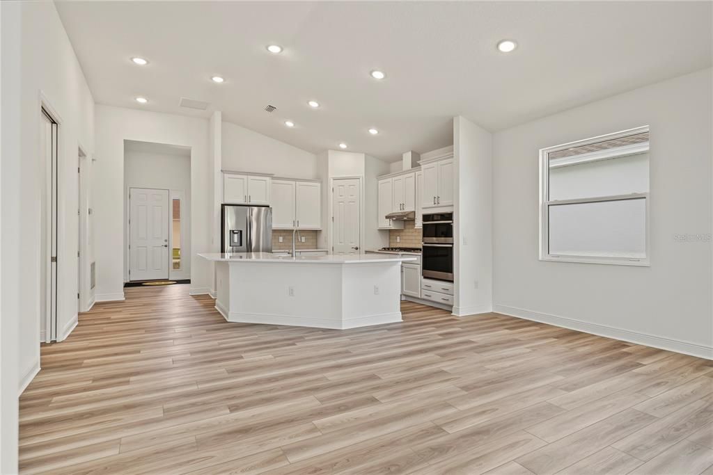 For Sale: $498,500 (3 beds, 2 baths, 2180 Square Feet)