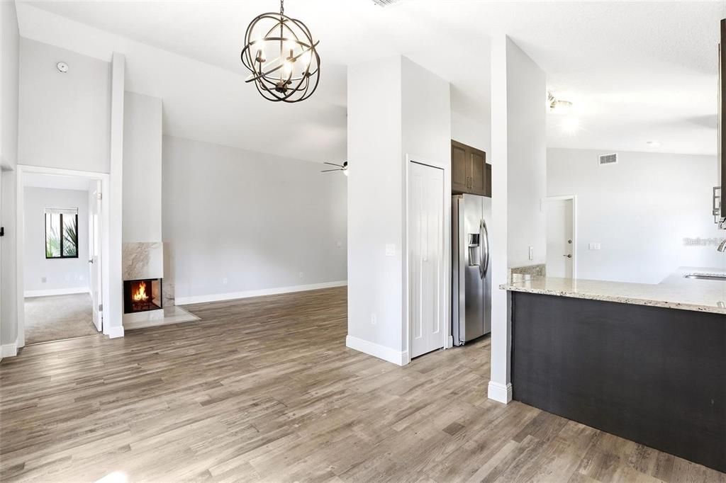 For Rent: $2,450 (3 beds, 2 baths, 1554 Square Feet)