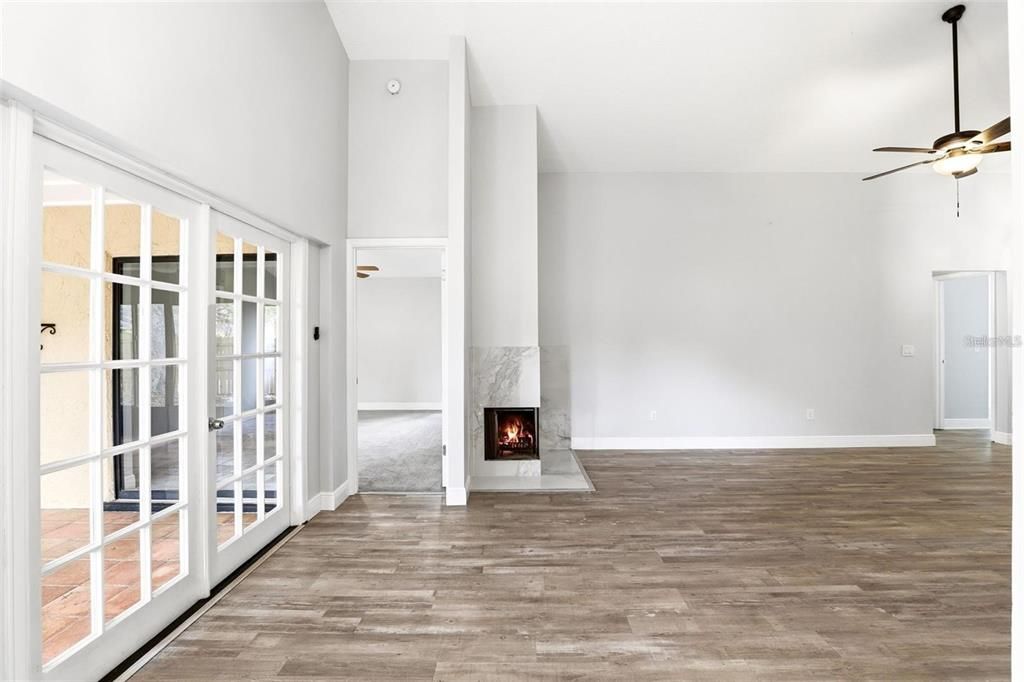 For Rent: $2,450 (3 beds, 2 baths, 1554 Square Feet)