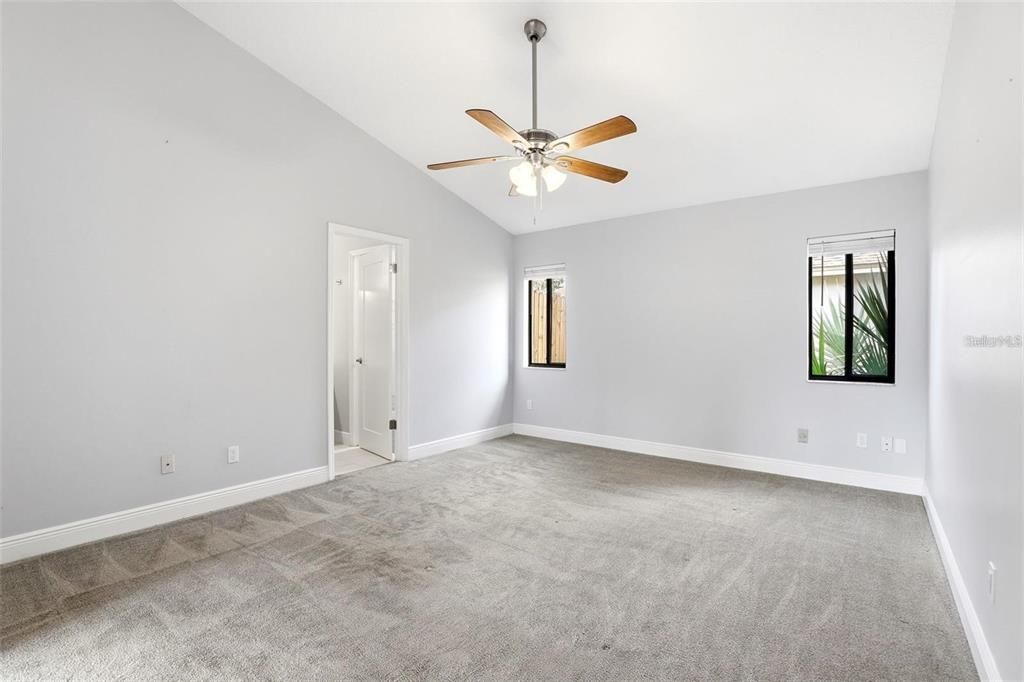 For Rent: $2,450 (3 beds, 2 baths, 1554 Square Feet)