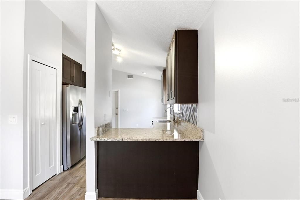 For Rent: $2,450 (3 beds, 2 baths, 1554 Square Feet)