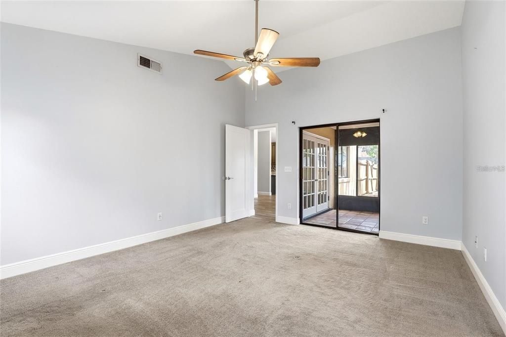 For Rent: $2,450 (3 beds, 2 baths, 1554 Square Feet)