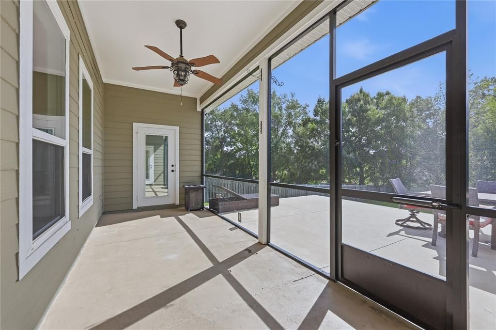 For Sale: $435,000 (4 beds, 3 baths, 2135 Square Feet)