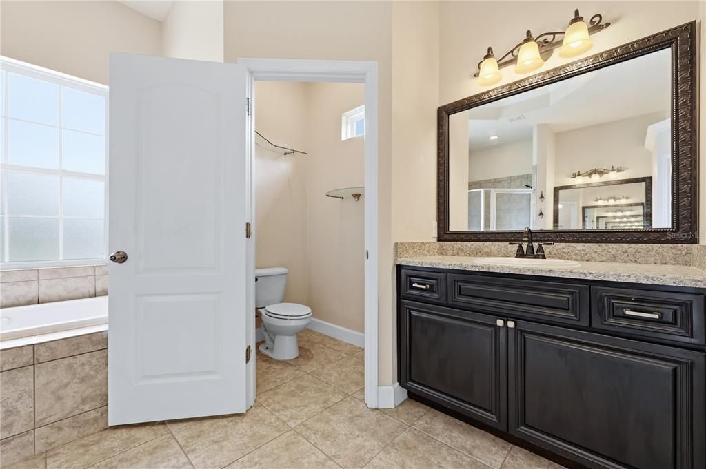 For Sale: $435,000 (4 beds, 3 baths, 2135 Square Feet)