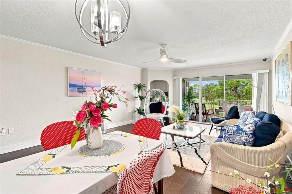 En Venta: $240,000 (2 camas, 2 baños, 1488 Pies cuadrados)