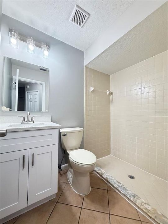 For Sale: $271,900 (3 beds, 2 baths, 1228 Square Feet)