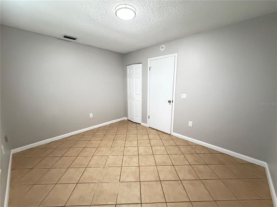 For Sale: $271,900 (3 beds, 2 baths, 1228 Square Feet)