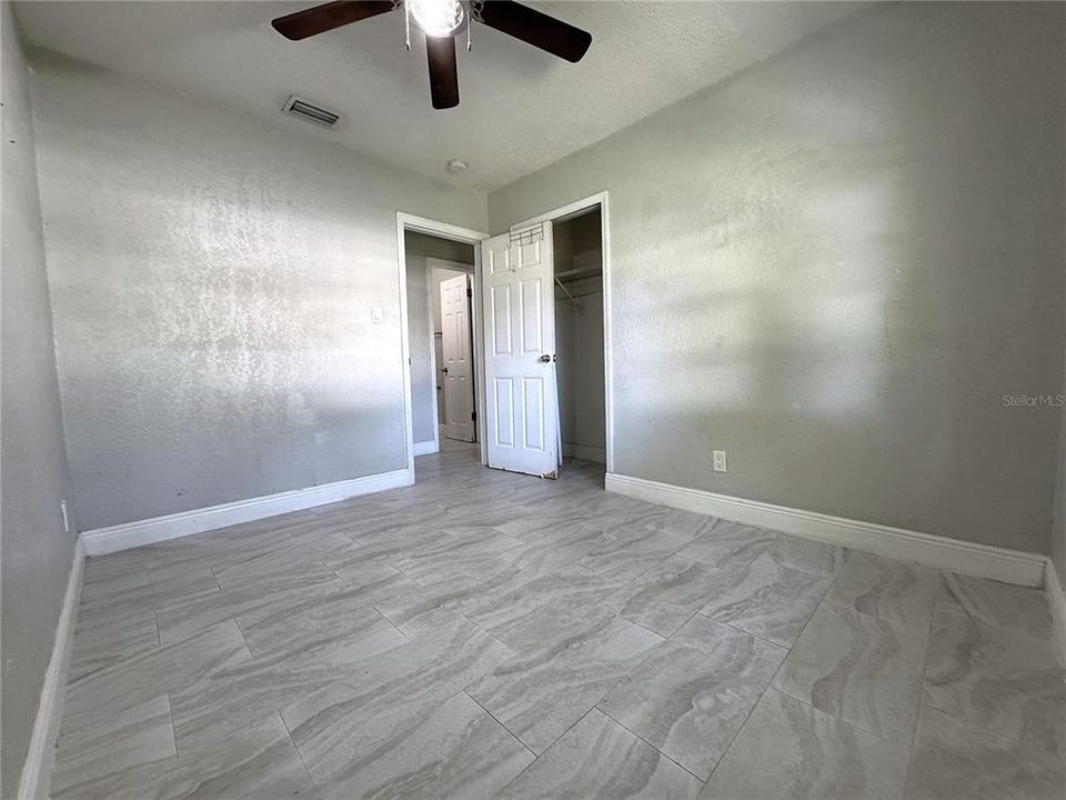 For Sale: $275,000 (3 beds, 2 baths, 1014 Square Feet)