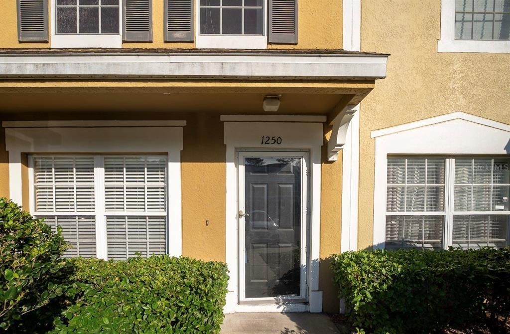 For Rent: $1,850 (2 beds, 2 baths, 1184 Square Feet)