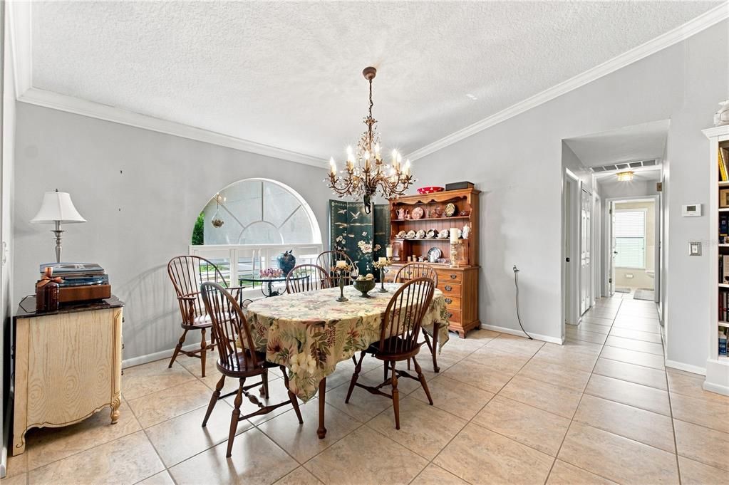 For Sale: $391,000 (3 beds, 2 baths, 1813 Square Feet)