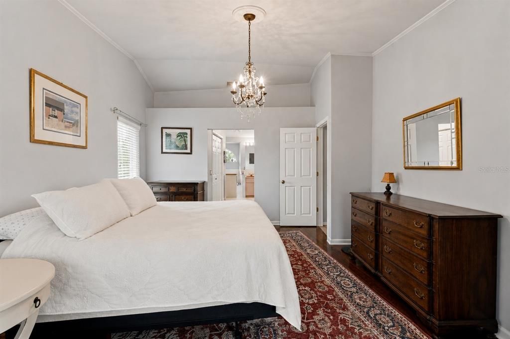 For Sale: $391,000 (3 beds, 2 baths, 1813 Square Feet)