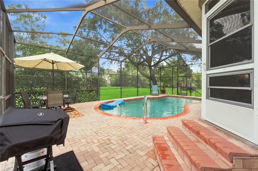 For Sale: $391,000 (3 beds, 2 baths, 1813 Square Feet)