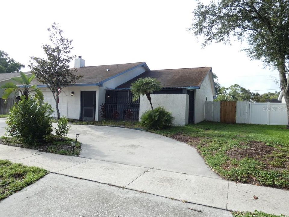 For Sale: $425,000 (3 beds, 2 baths, 1356 Square Feet)
