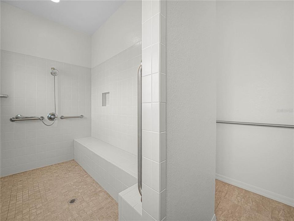 На продажу: $549,999 (3 спален, 3 ванн, 2682 Квадратных фут)