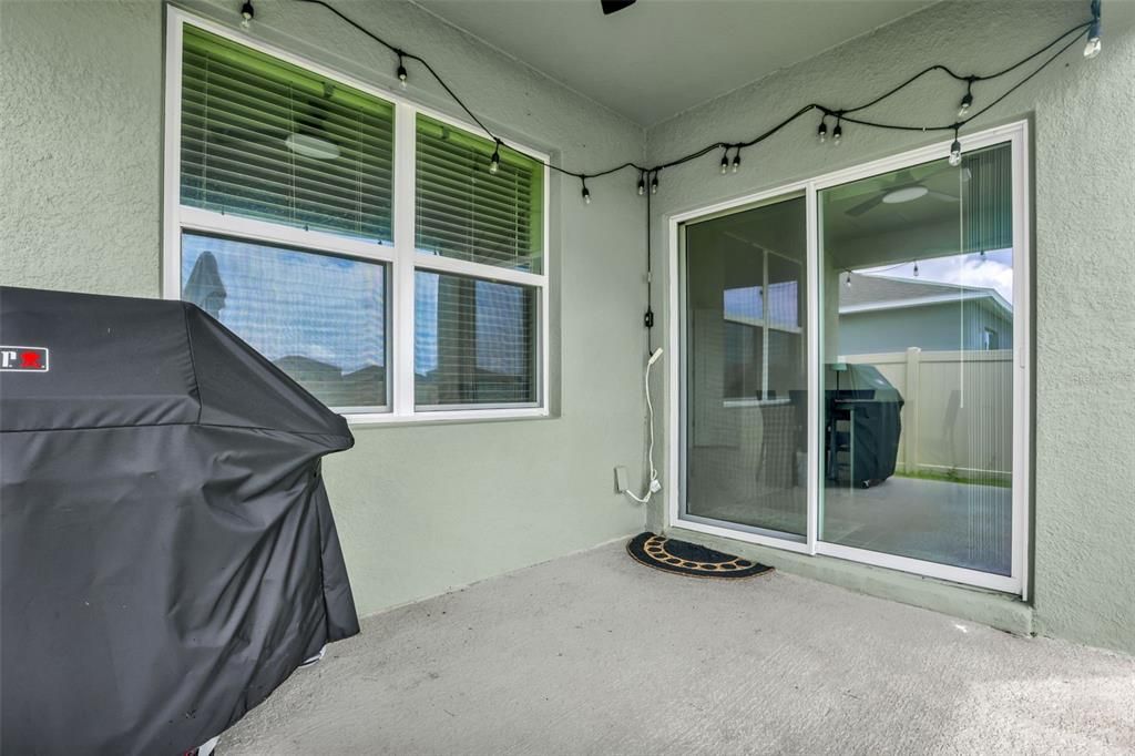 For Sale: $389,900 (3 beds, 2 baths, 1651 Square Feet)