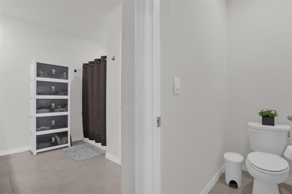 For Sale: $389,900 (3 beds, 2 baths, 1651 Square Feet)