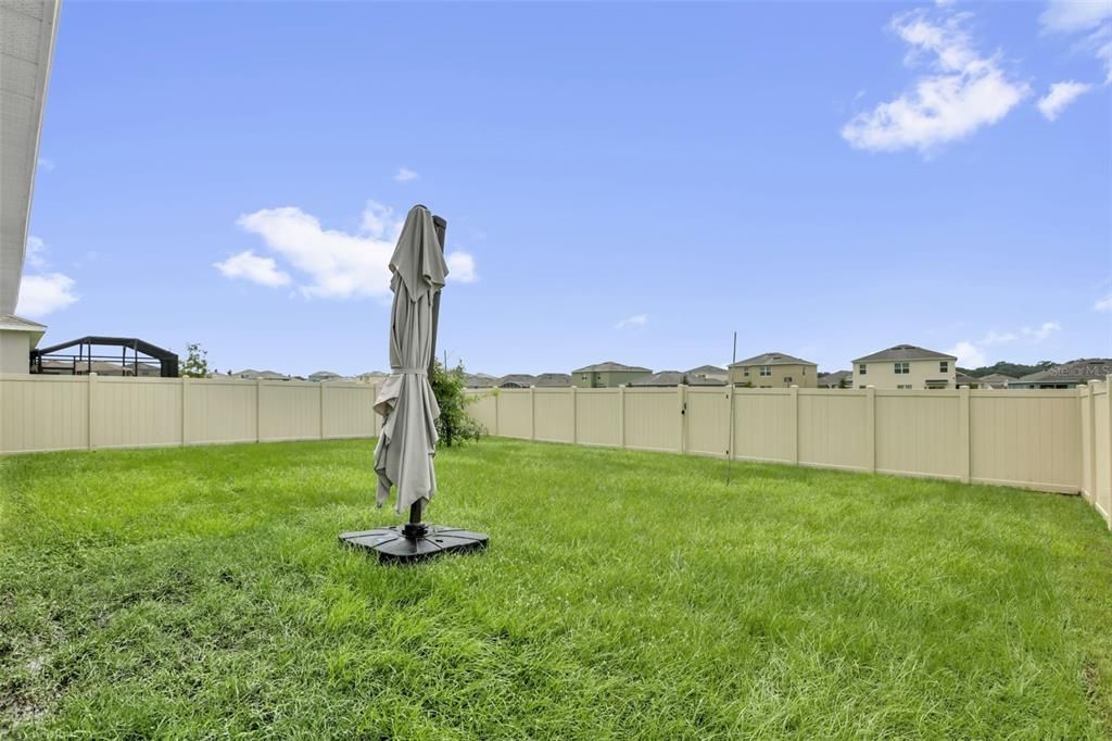 For Sale: $389,900 (3 beds, 2 baths, 1651 Square Feet)