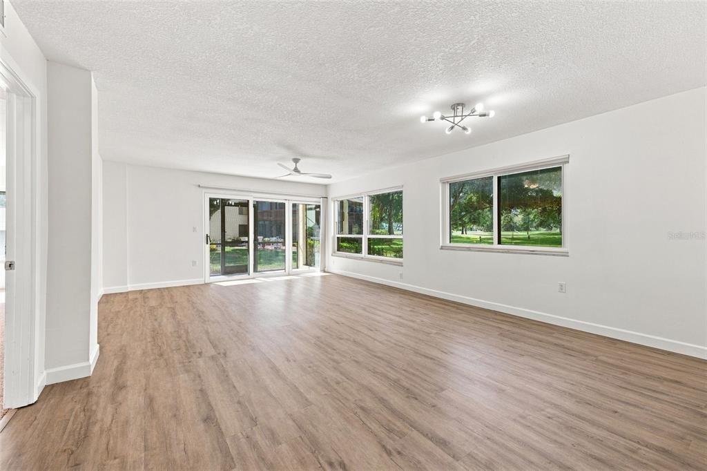 En Venta: $269,000 (3 camas, 2 baños, 1740 Pies cuadrados)