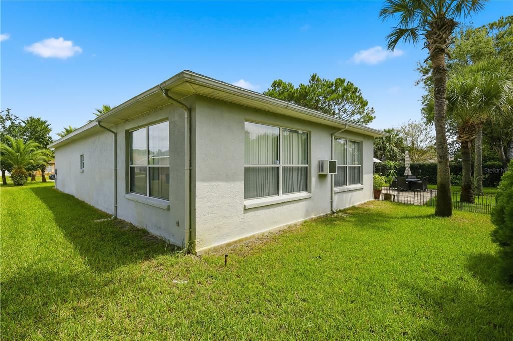 For Sale: $399,900 (4 beds, 2 baths, 3348 Square Feet)