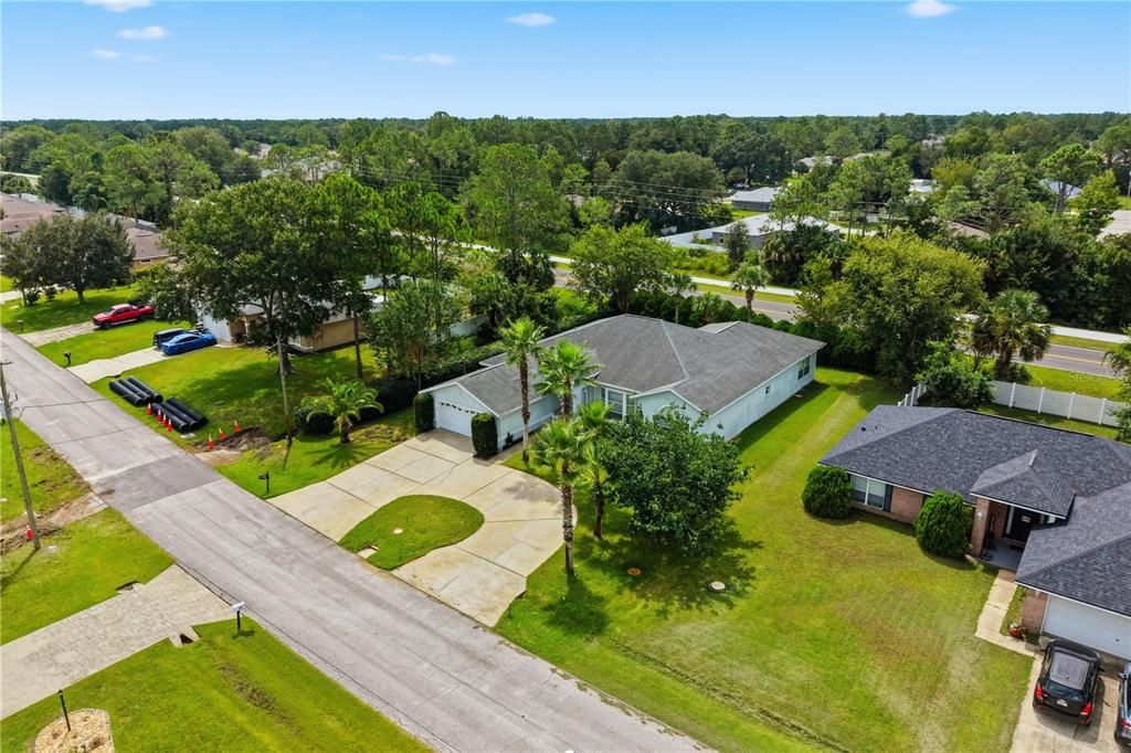 For Sale: $399,900 (4 beds, 2 baths, 3348 Square Feet)