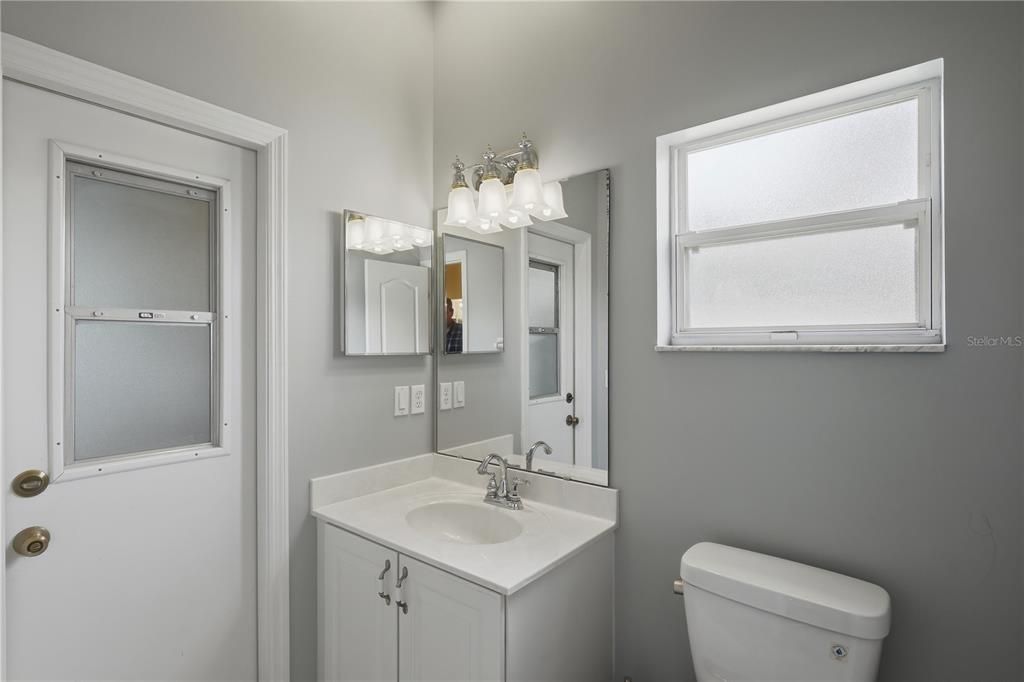 For Sale: $399,900 (4 beds, 2 baths, 3348 Square Feet)