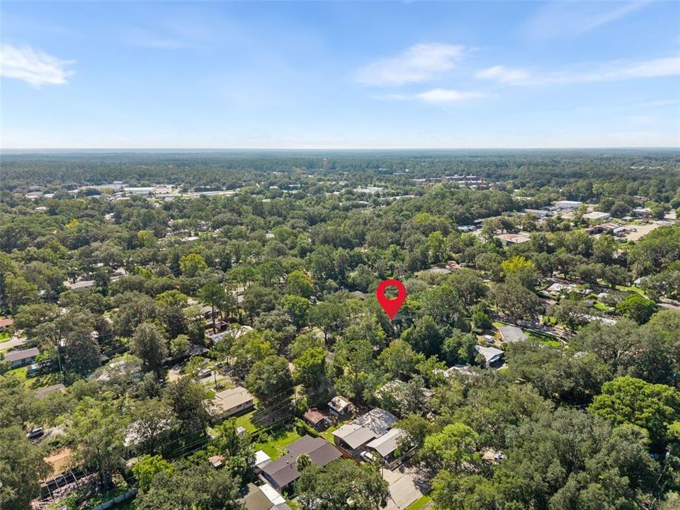 For Sale: $229,900 (2 beds, 1 baths, 904 Square Feet)