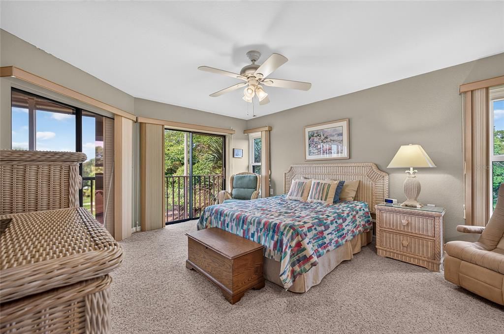 For Sale: $225,000 (2 beds, 2 baths, 1394 Square Feet)