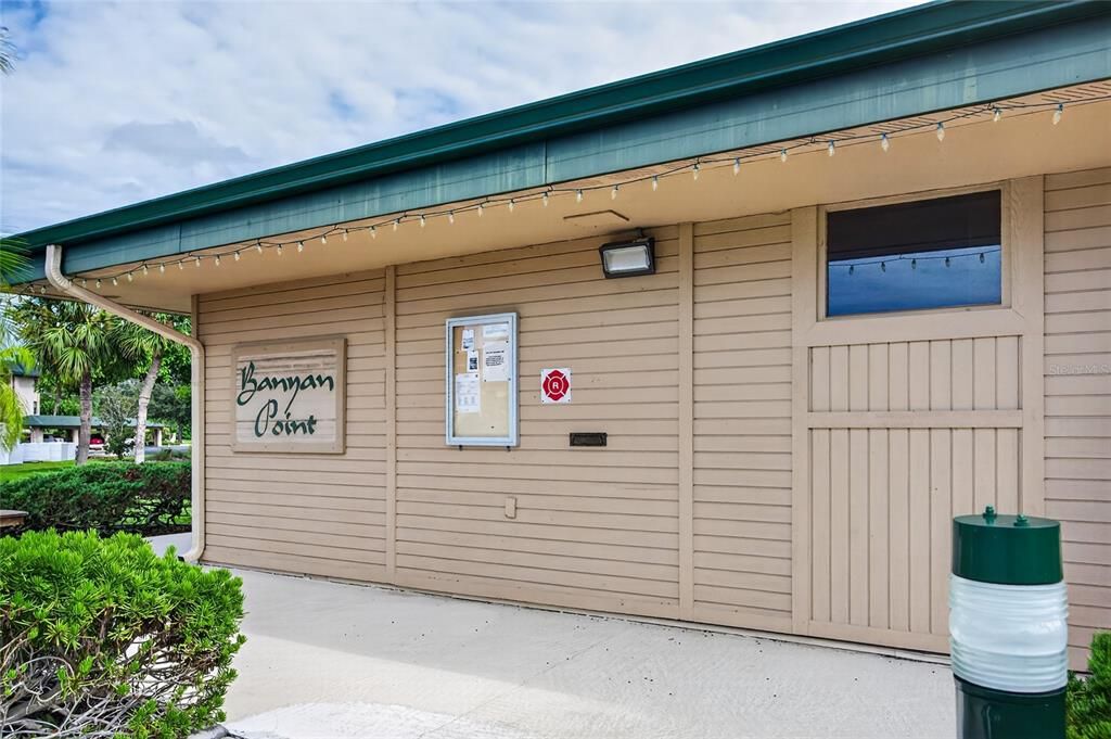 For Sale: $225,000 (2 beds, 2 baths, 1394 Square Feet)