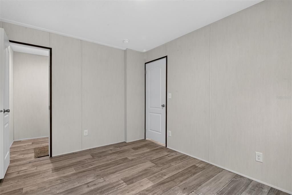 For Sale: $218,000 (3 beds, 2 baths, 1456 Square Feet)