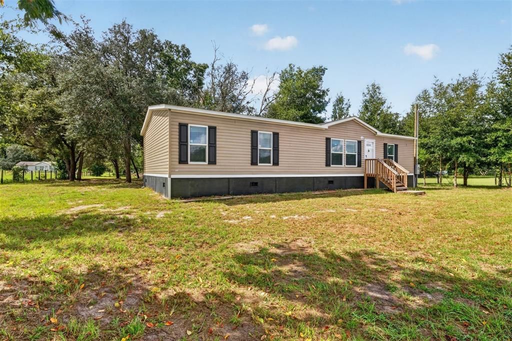 For Sale: $218,000 (3 beds, 2 baths, 1456 Square Feet)