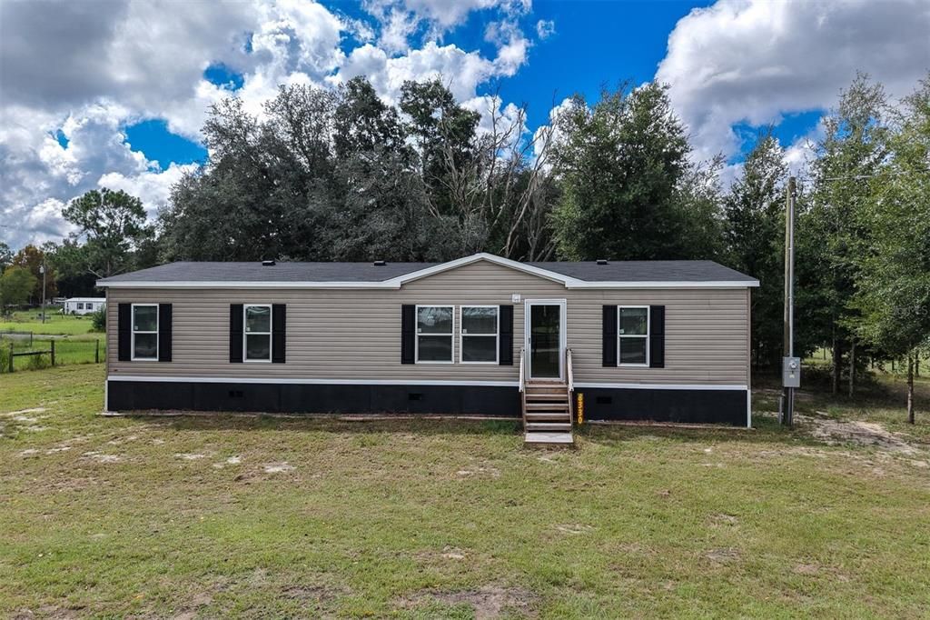 For Sale: $218,000 (3 beds, 2 baths, 1456 Square Feet)