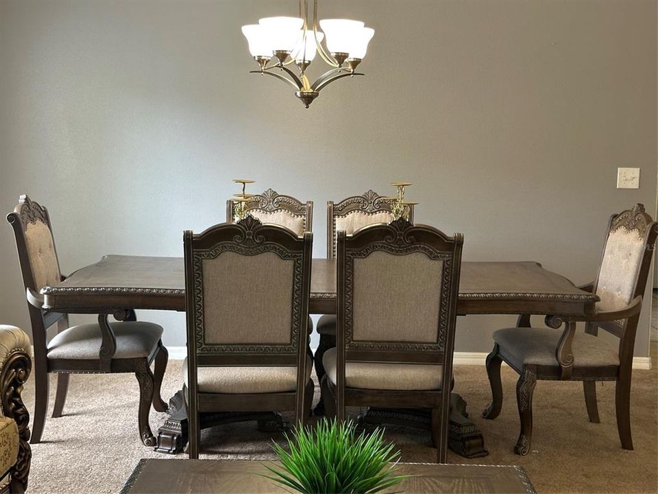 For Sale: $299,900 (3 beds, 2 baths, 2046 Square Feet)