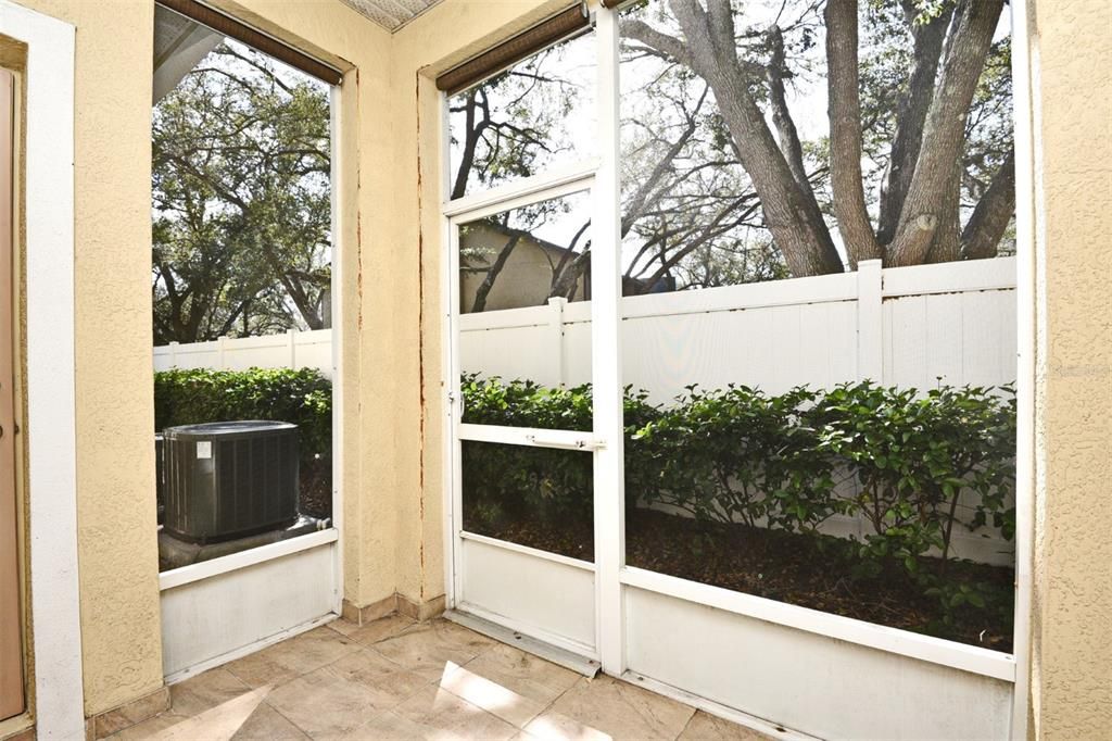 For Rent: $1,980 (3 beds, 2 baths, 1230 Square Feet)