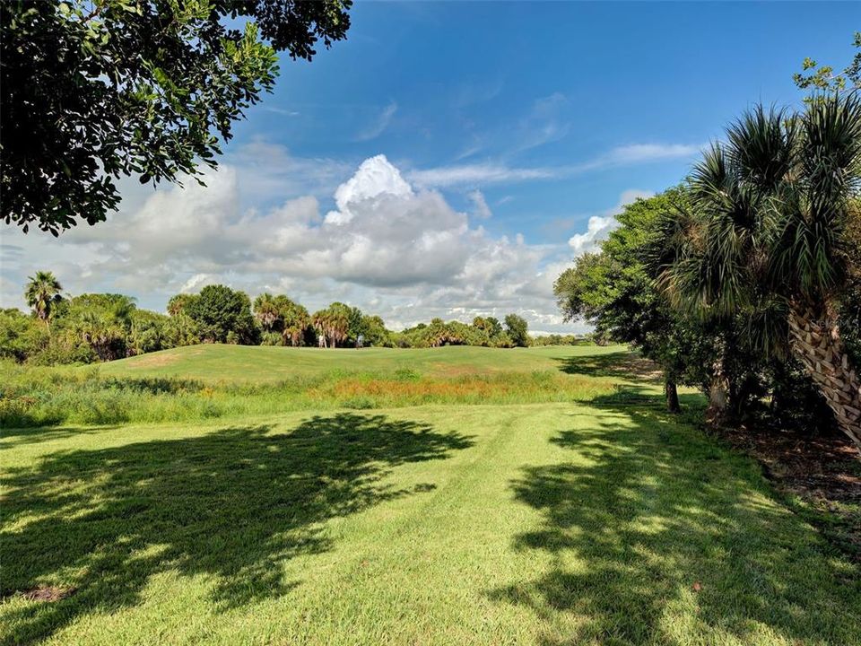 For Sale: $350,000 (2 beds, 2 baths, 1564 Square Feet)