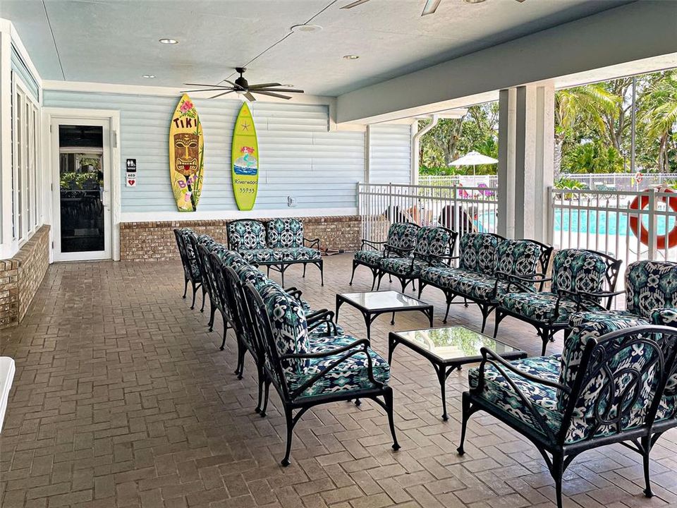 For Sale: $350,000 (2 beds, 2 baths, 1564 Square Feet)