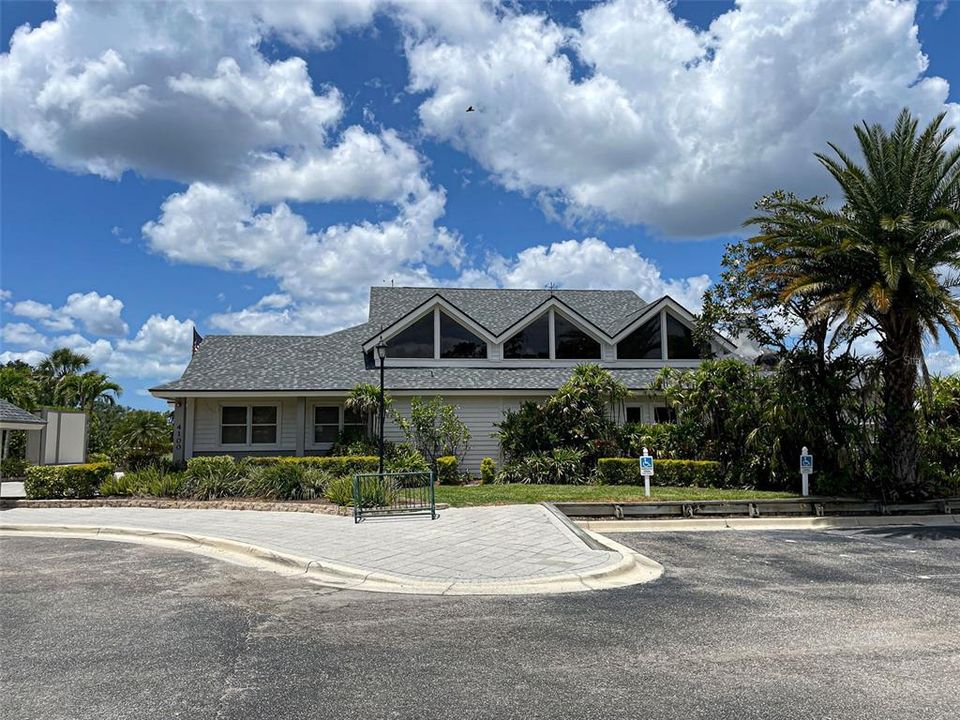 For Sale: $350,000 (2 beds, 2 baths, 1564 Square Feet)