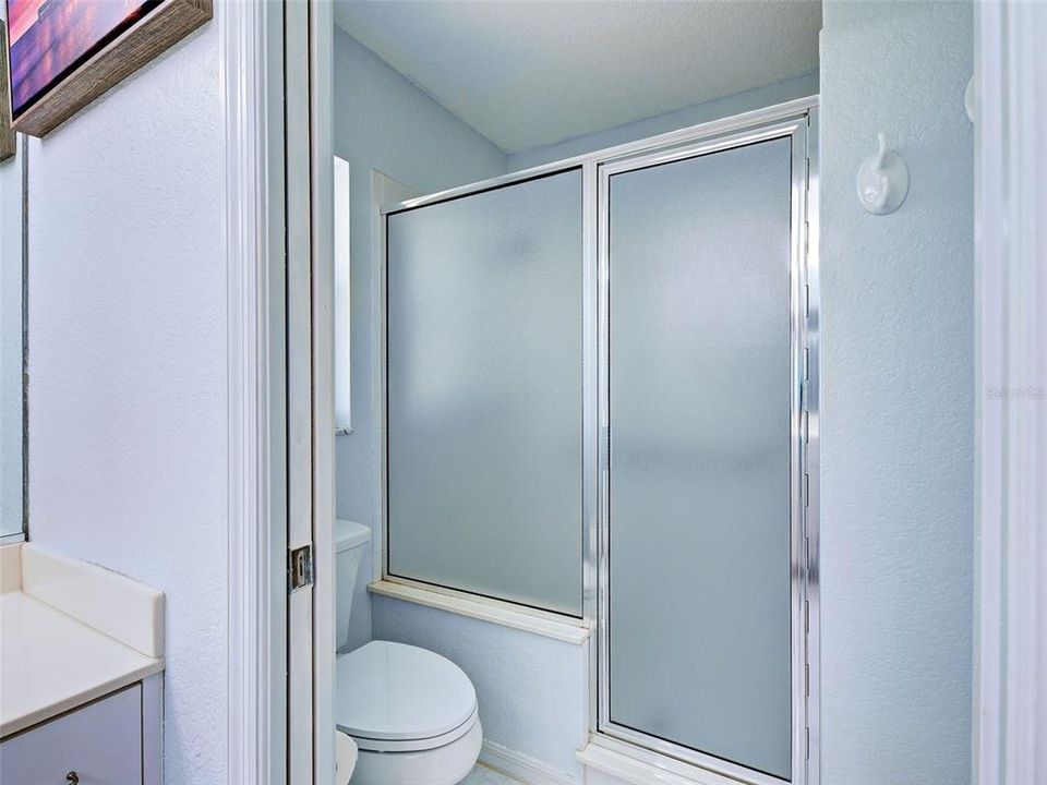 For Sale: $350,000 (2 beds, 2 baths, 1564 Square Feet)