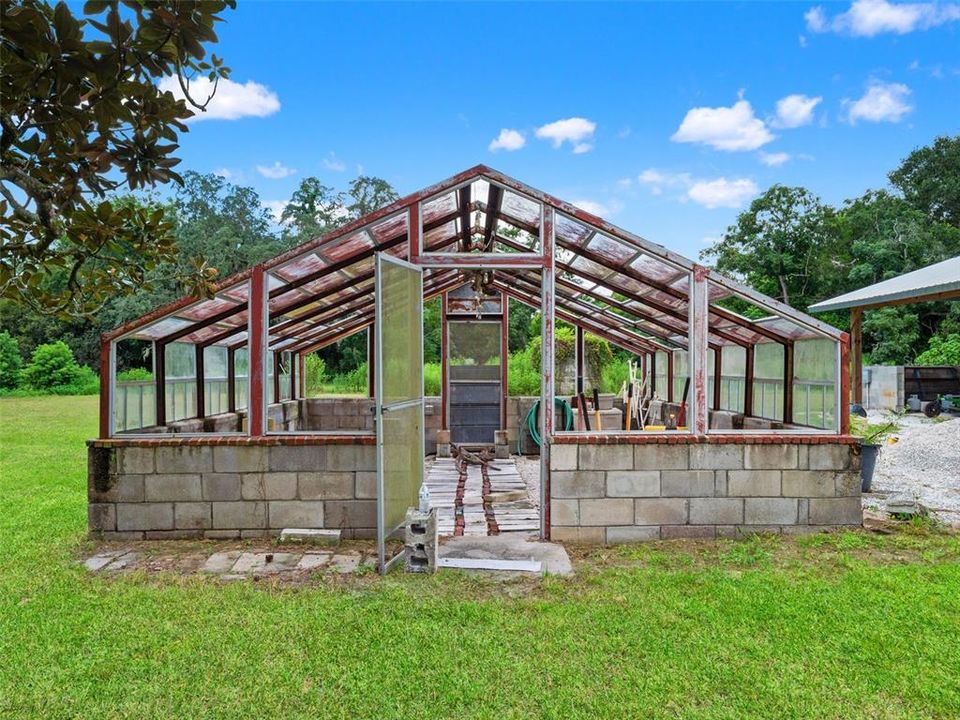 En Venta: $965,000 (4 camas, 2 baños, 2971 Pies cuadrados)