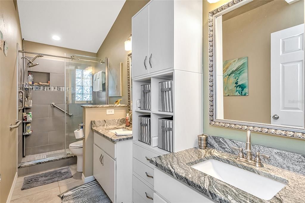 En Venta: $284,900 (2 camas, 2 baños, 1553 Pies cuadrados)