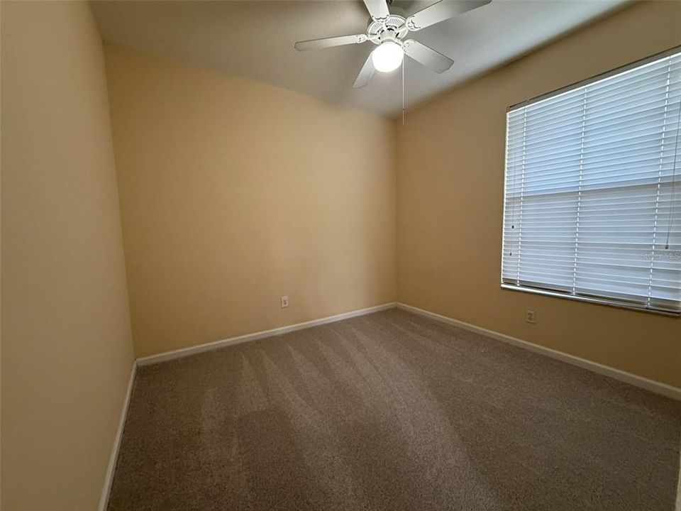 For Sale: $215,000 (3 beds, 2 baths, 1276 Square Feet)