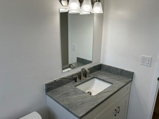 For Sale: $164,900 (1 beds, 1 baths, 632 Square Feet)