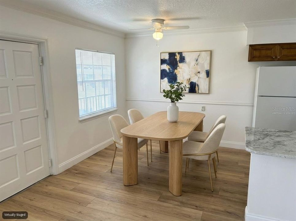 For Sale: $164,900 (1 beds, 1 baths, 632 Square Feet)