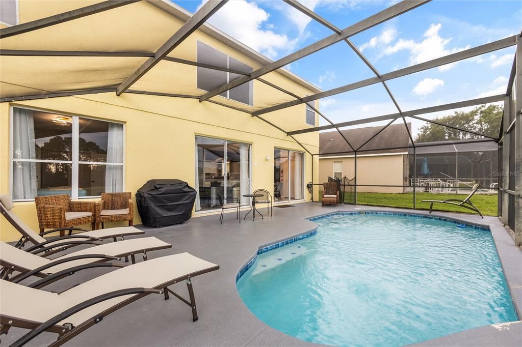 For Sale: $630,000 (7 beds, 4 baths, 2914 Square Feet)